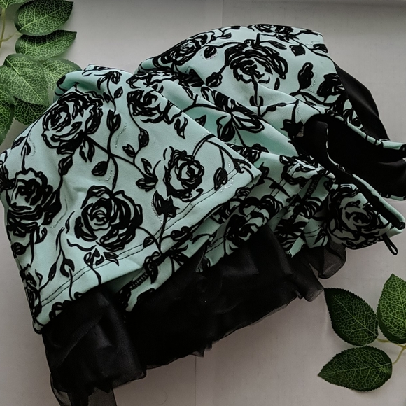 Knitworks Other - Knit Works Teal and Black Floral Dress N32